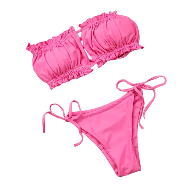 Bikini s vycpávkami a push-up efektem