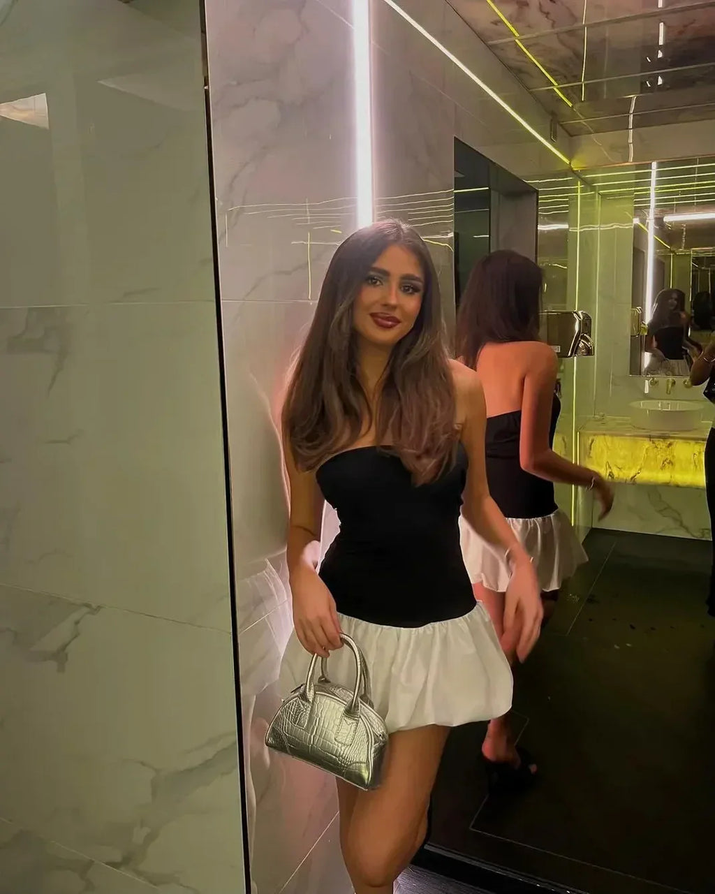 Danielle | Mini šaty s bublinkovým lemem