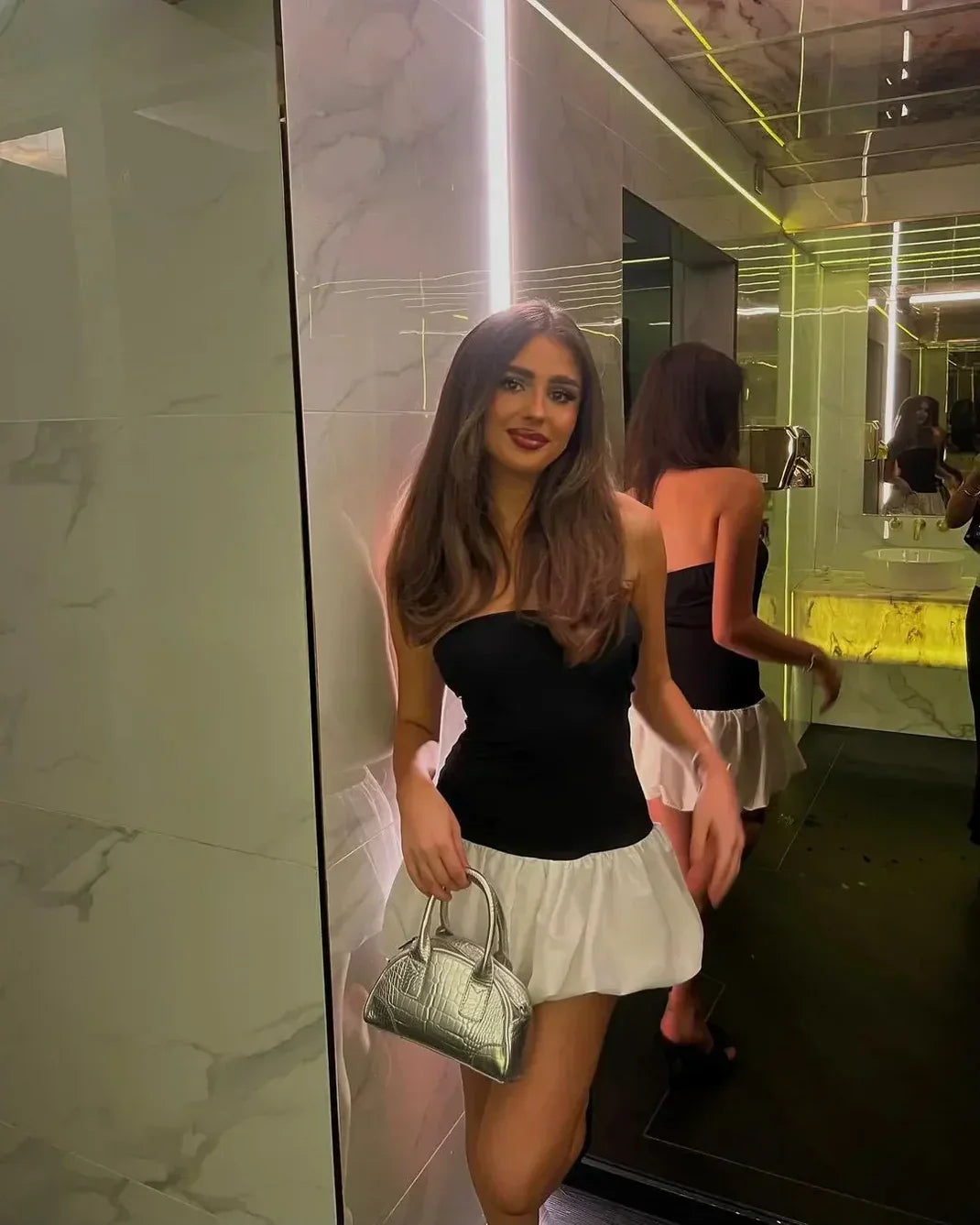 Danielle | Mini šaty s bublinkovým lemem