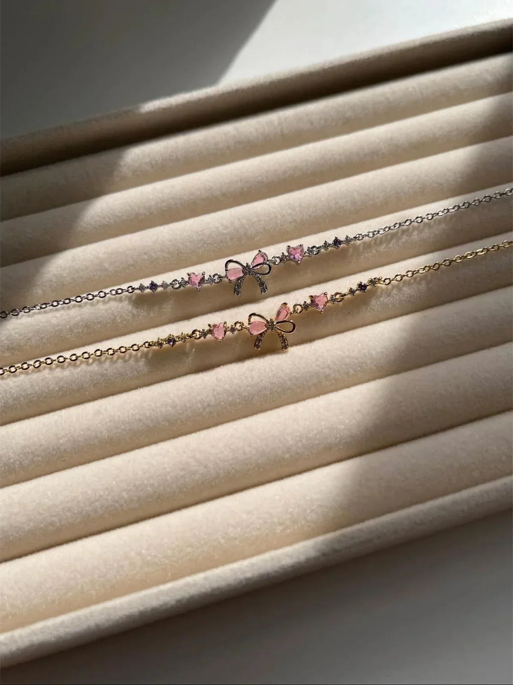 Vázací náramek Aura™