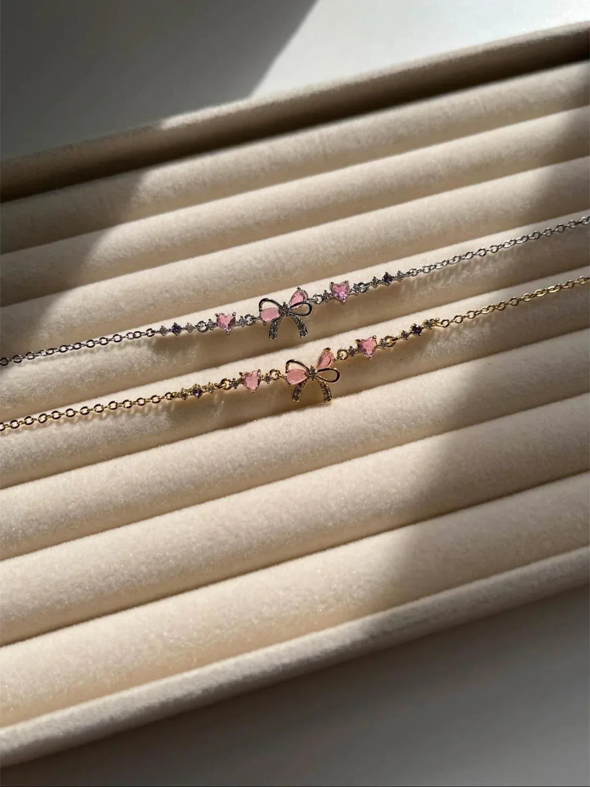 Vázací náramek Aura™