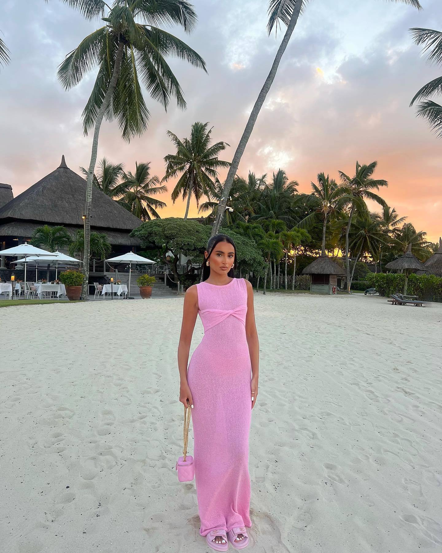 Mika | Maxi šaty s kulatým výstřihem