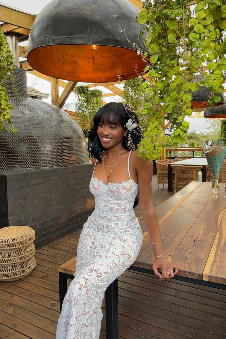 Madelyn - Krajkové maxi šaty