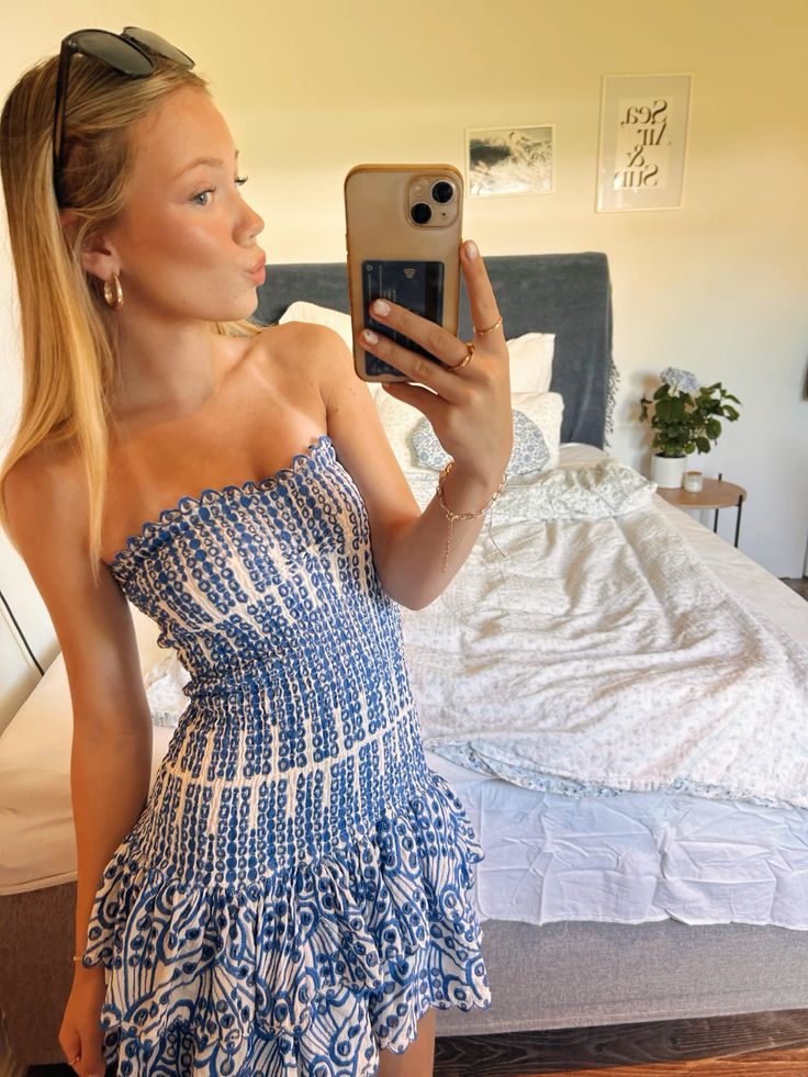 Cerys | Mini šaty s volánky