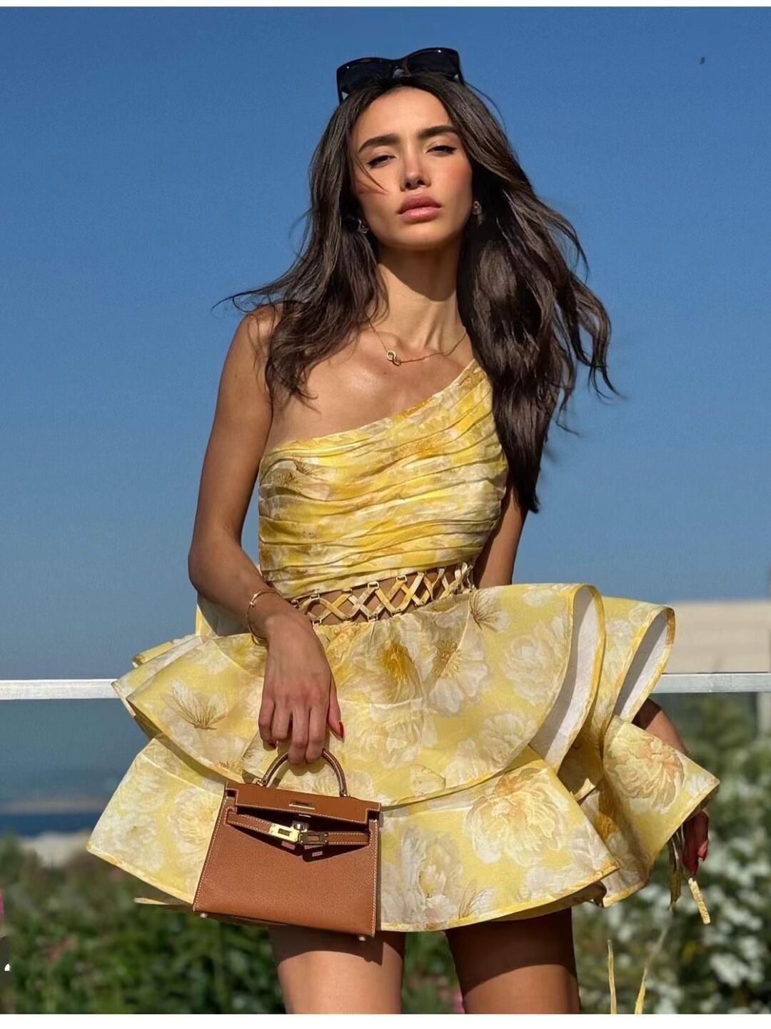 Daphne | Květinové Mini Šaty na Jedno Rameno