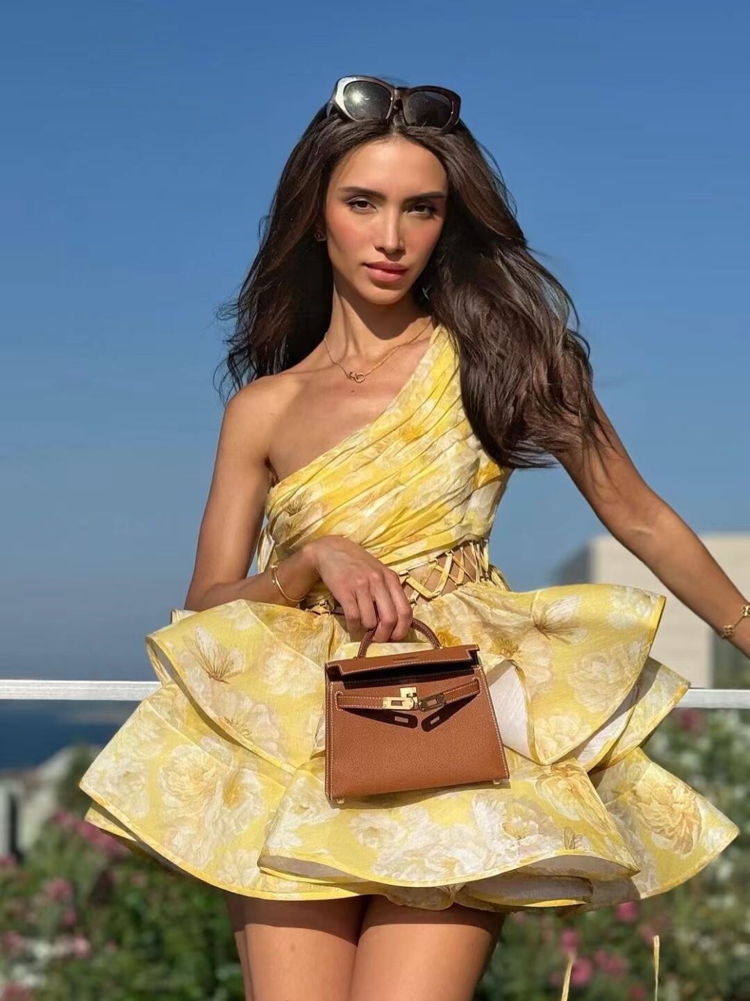 Daphne | Květinové Mini Šaty na Jedno Rameno