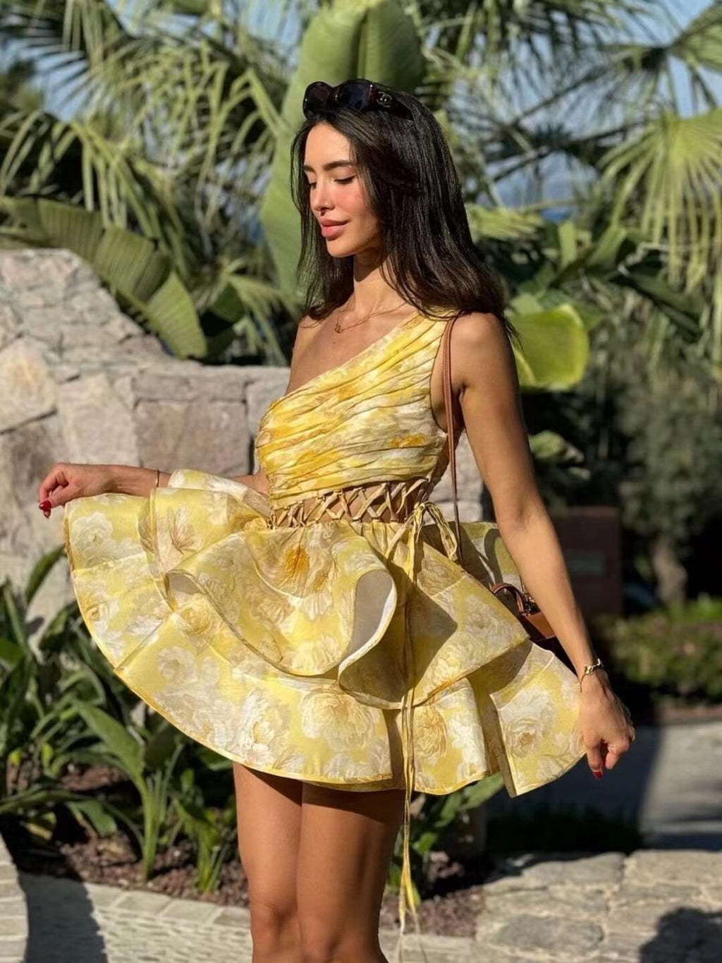 Daphne | Květinové minišaty na jedno rameno