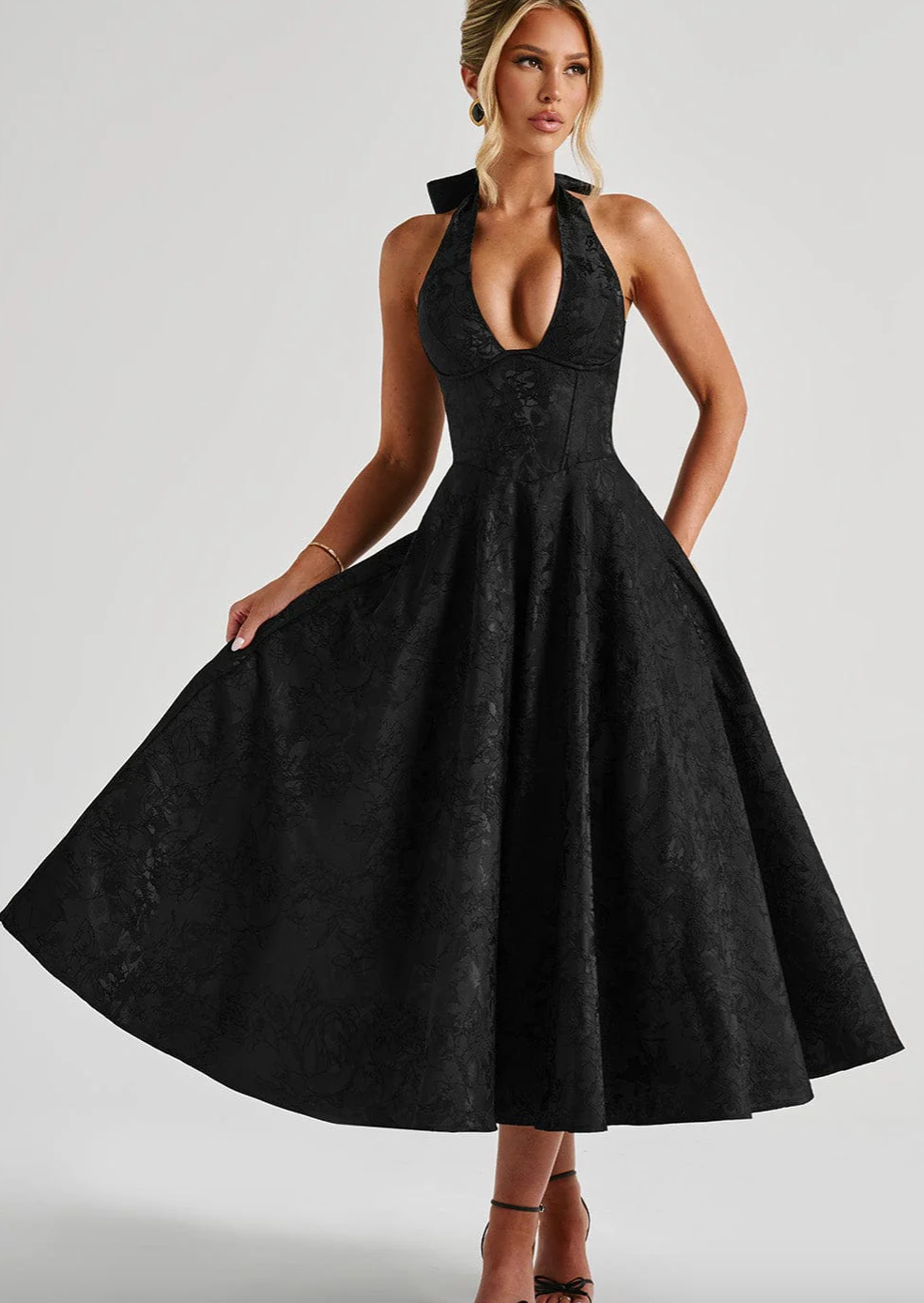 Esmeralda | Halter bezrukávové midi šaty