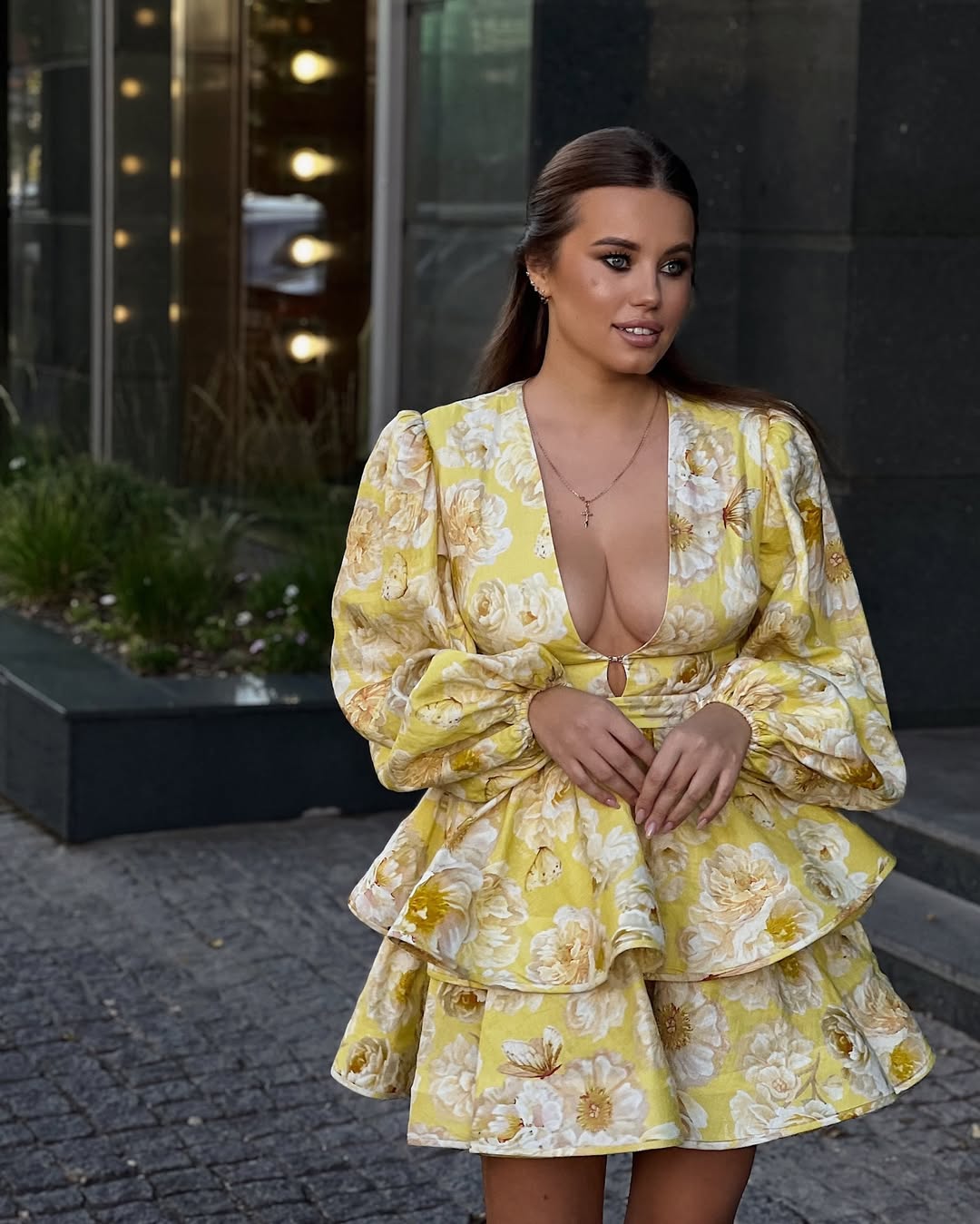 Amaya | Květinové Šaty s Volánky