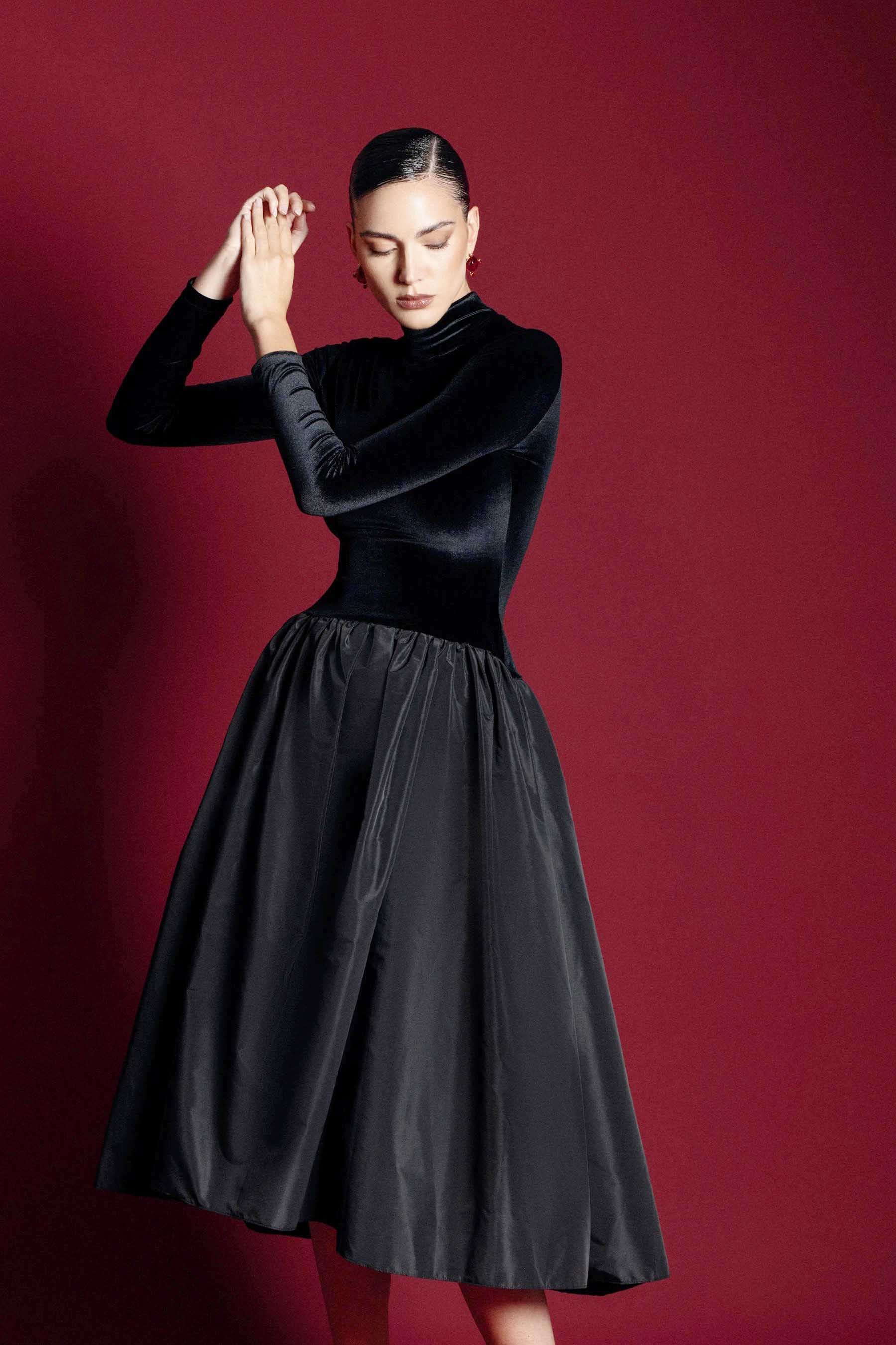 Florienne Midi Šaty s Dlouhým Rukávem