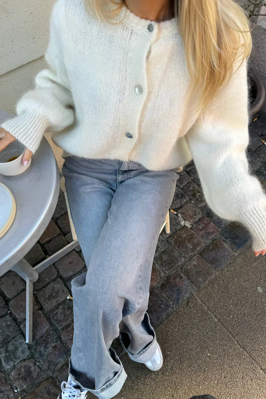 Pletená vesta - bílá